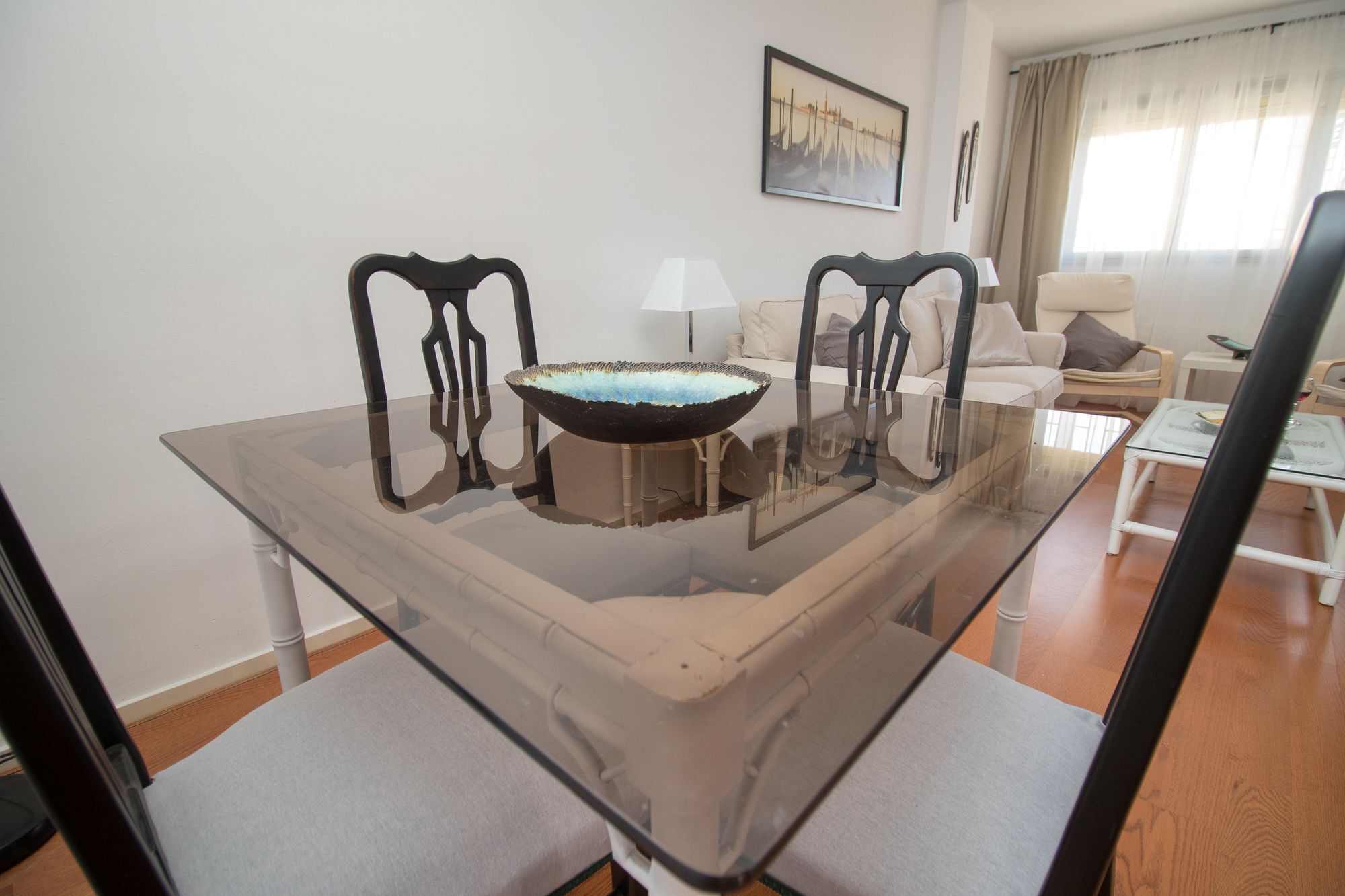 Stunning 3 Bedrooms Apartament *